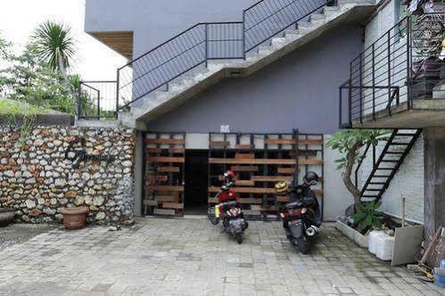 Reddoorz @ Pecatu Ungasan Hotel Luaran gambar